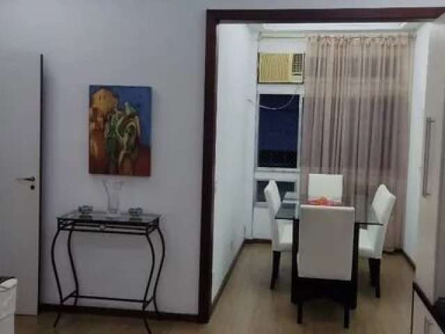 Apartamento à venda em Copacabana com 3 Quartos e 120m².