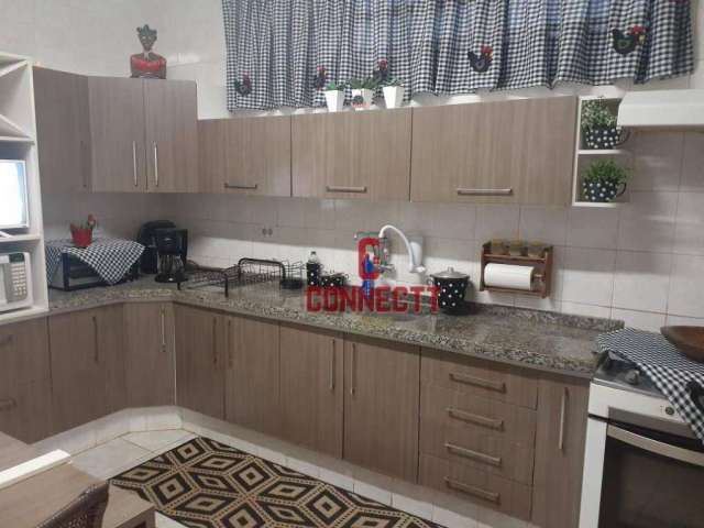 R$560.000,00 CASA COM 3 DORMITÓRIOS SENDO 2 SUITES, ARMÁRIOS, PISCINA, 270m² DE TERRENO / ESTUDA PERMUTA DE APARTAMENTO  JARDIM PAULISTA E PAULISTANO.