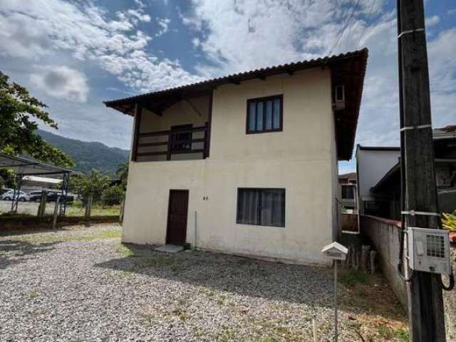 Casa para Venda em Jaraguá do Sul, Vila Lalau, 2 dormitórios, 1 suíte, 1 banheiro, 1 vaga