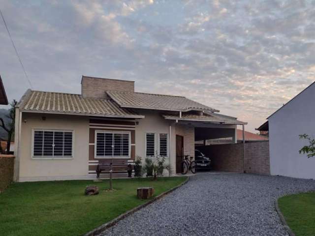 Casa para Venda em Guaramirim, Avai, 2 dormitórios, 1 suíte, 2 banheiros, 2 vagas