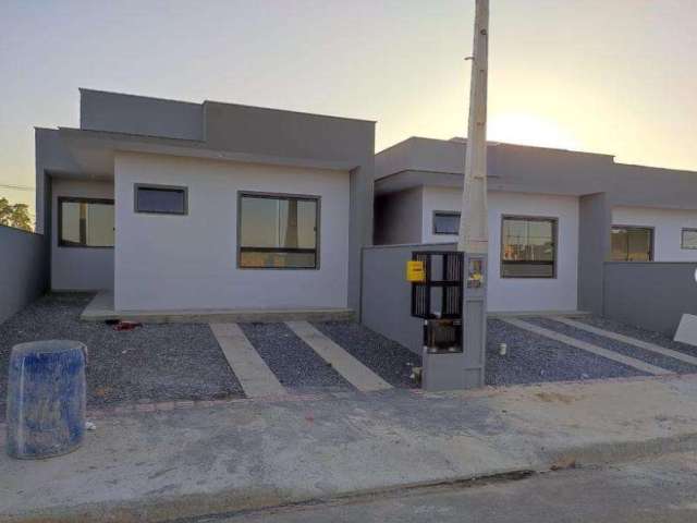 Casa para Venda em Guaramirim, Corticeira, 3 dormitórios, 1 suíte, 2 banheiros, 1 vaga