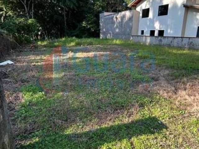 Terreno para Venda em Massaranduba, Centro