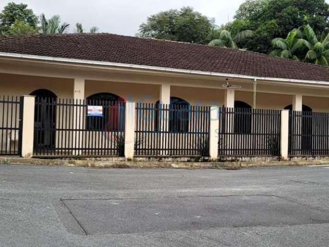 Casa para Venda em Guaramirim, Centro, 3 dormitórios, 3 banheiros, 1 vaga