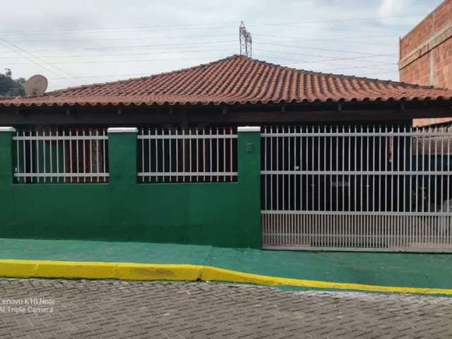 Casa para Venda em Guaramirim, Caixa D água, 3 dormitórios, 1 suíte, 1 banheiro, 2 vagas