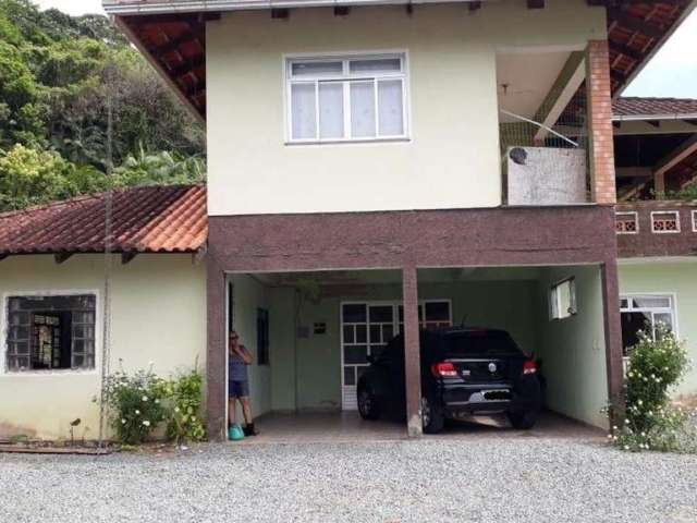 Casa para Venda em Guaramirim, Nova Esperança, 4 dormitórios, 2 banheiros, 2 vagas