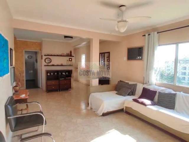 Apartamento, lado praia, com 120m² 4 Dormitórios 1 suite 4 banheiros  1 vaga