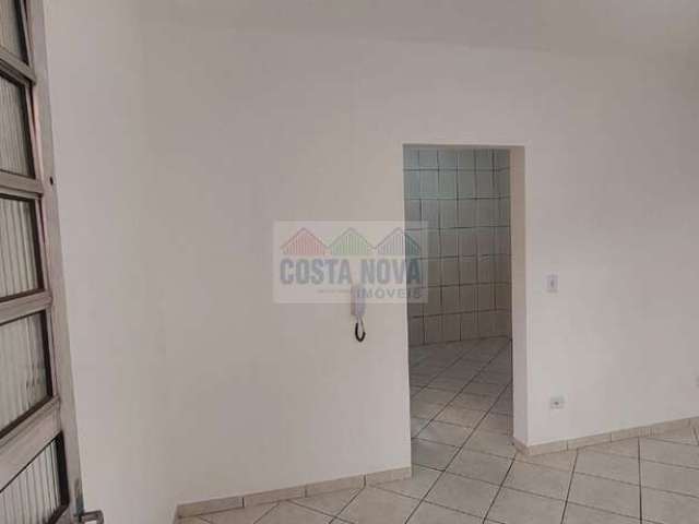 Apartamento para locação na Rua Horácio de Castilho, 1 quarto, 1 banheiro, 1 sala, 1 cozinha