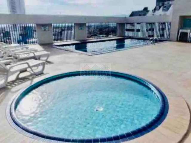 Flat com Hidromassagem,  camareira piscina e salão de jogos em São Vicente