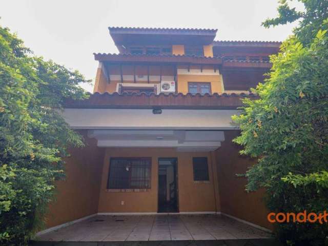 Casa com 4 dormitórios para alugar, 250 m² por R$ 5.130,00/mês - Ipanema - Porto Alegre/RS