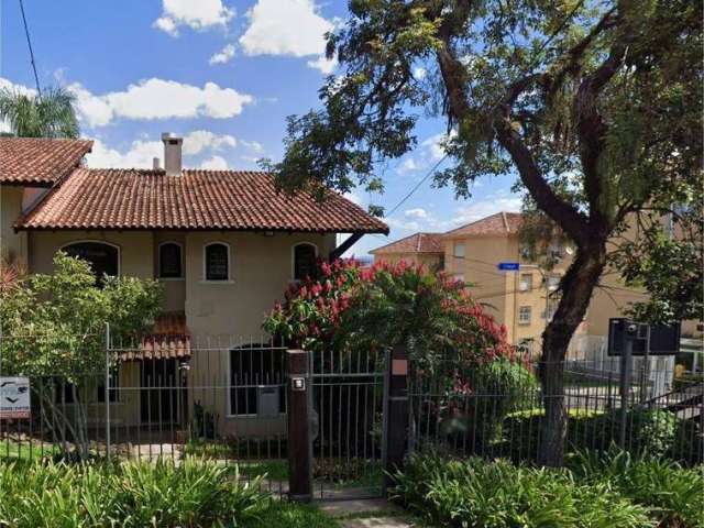 Casa com 3 dormitórios para alugar, 350 m² por R$ 10.400,00/mês - Cristal - Porto Alegre/RS