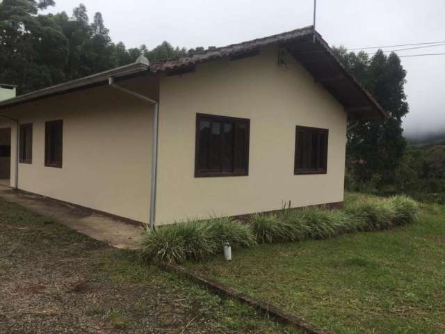 Casa para Venda em São Bento do Sul, Rio Vermelho Povoado, 3 dormitórios, 1 banheiro, 1 vaga