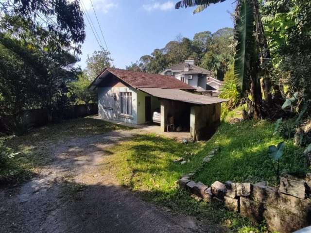 Terreno à venda na XV de Novembro, 1694, América, Joinville por R$ 950.000