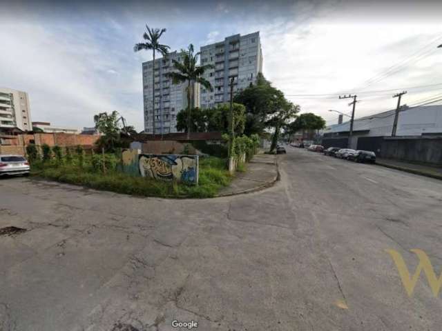 Terreno à venda na Rua Almirante Barroso, 487, América, Joinville por R$ 735.000