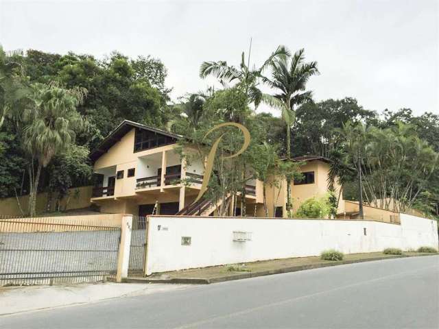 Casa com 4 quartos à venda na Rua Iguaçu, 665, Santo Antônio, Joinville por R$ 2.900.000