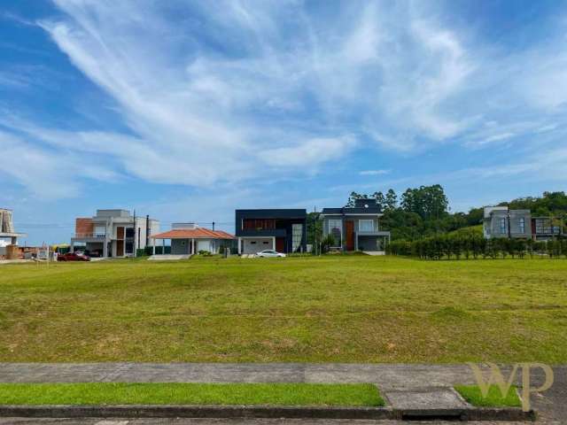 Terreno à venda na Estrada Blumenau, 328, Vila Nova, Joinville por R$ 630.000