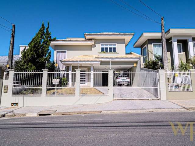 Casa com 3 quartos à venda na Rua Olaria, 1023, Floresta, Joinville por R$ 1.590.000