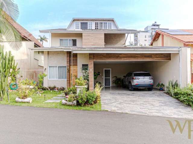 Casa em condomínio fechado com 4 quartos à venda na Rua Oscar A Schneider, 205, Atiradores, Joinville por R$ 1.790.000