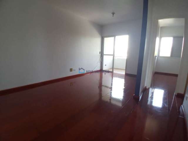 Apartamento com 02 dorms e 01 vaga