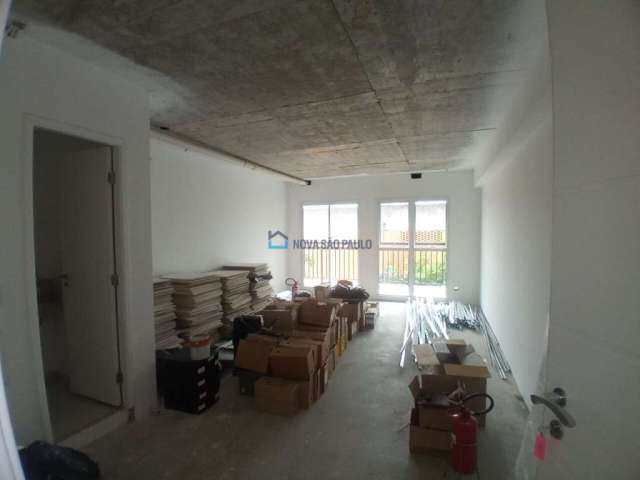 Sala comercial bairro jabaquara  com a metragem de 36m2