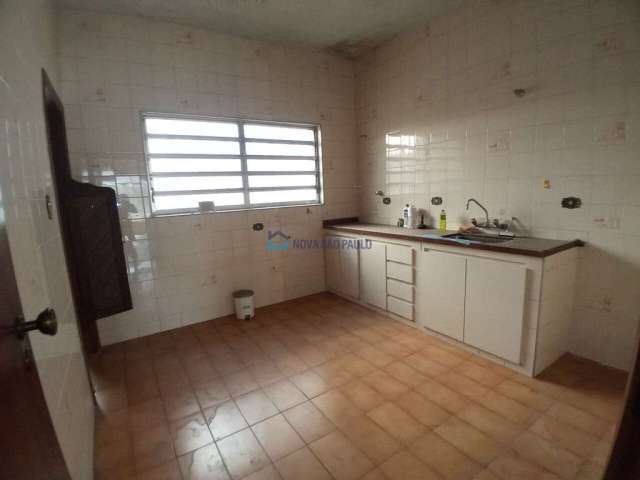 Comercial ou residencial ao lado do metrô Praça da Árvore na região da Saúde!