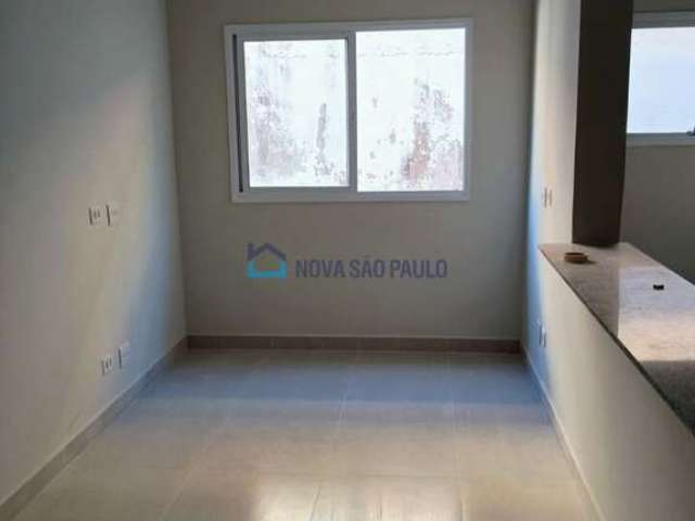 Apto bairro Saúde 2 Dorm. (1 Súite), sala ampla, 1 vaga