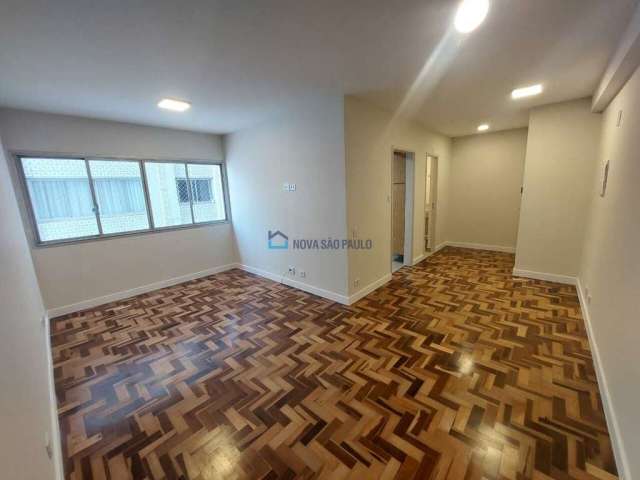 Ótima localização, reformado , trav. Av. Indianópolis , prox. ao metro São Judas