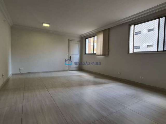 Apartamento em  Moema Pássaros  3 Dormitórios 1 Suíte 2 Vagas 117 M²