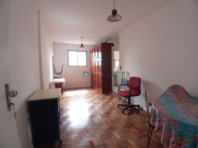 Apartamento Residencial na Saúde -  Localizado ao Lado do Metrô Saúde!