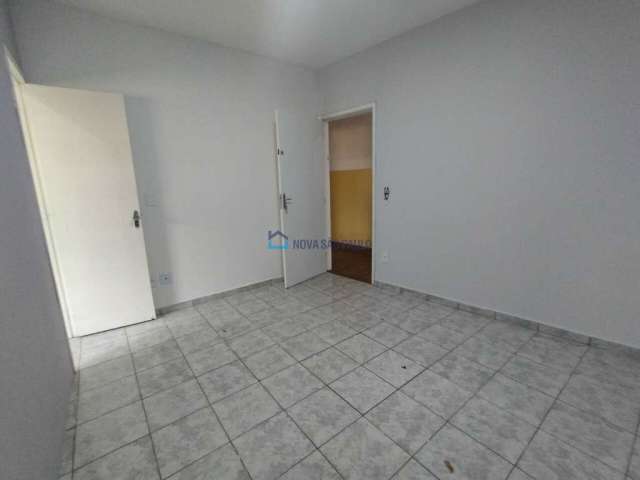 Sala comercial bairro ipiranga  com 24,06m², 1 banheiro.