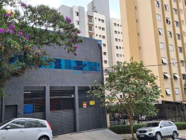 Prédio Comercial próximo a Estação Saúde