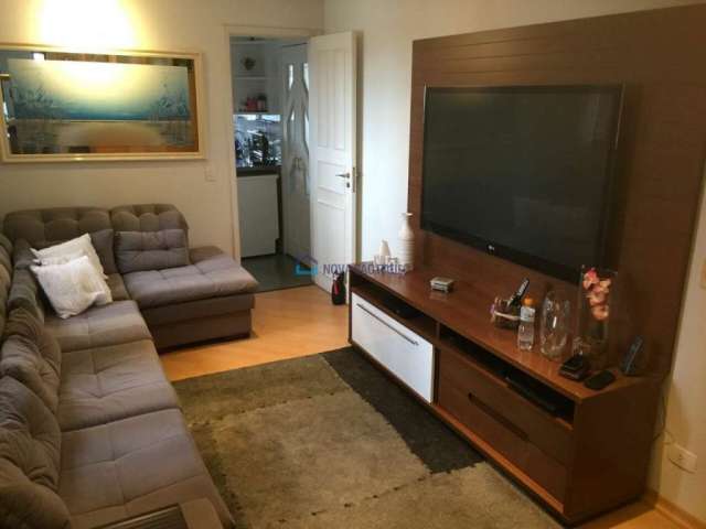 Apartamento alto padrão 200m², 4 suítes , 4 vagas Moema Pássaros!