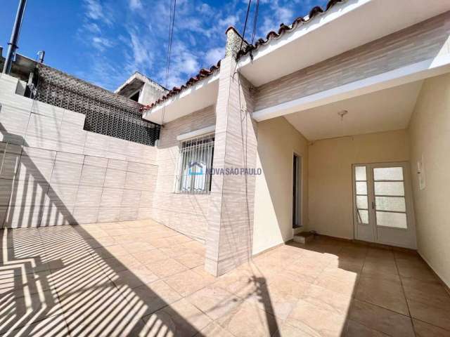 Casa Térrea  Vila da Saúde. Oportunidade. 3 dormitórios. 2 vagas. Vago.