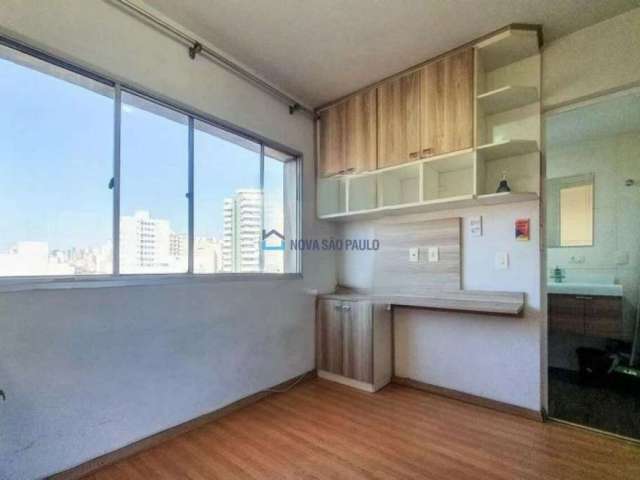 Apartamento com 01 dormitórios; região da Liberdade.