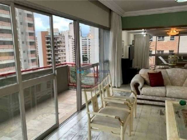 Apartamento , alto padrão, a venda com 3 dormitórios em Moema