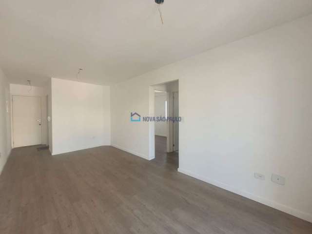 - Apartamento de 63m² - 2 quartos e 2 vagas - Rua tranquila e silenciosa