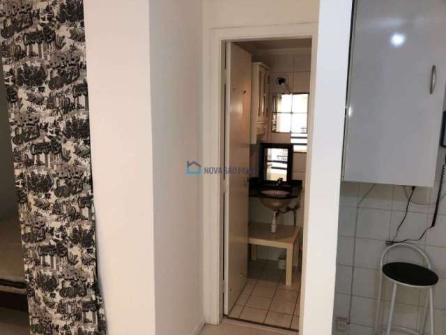 Studio amplo tipo Loft, , 34m²,  sacada gourmet, próximo ao metro.