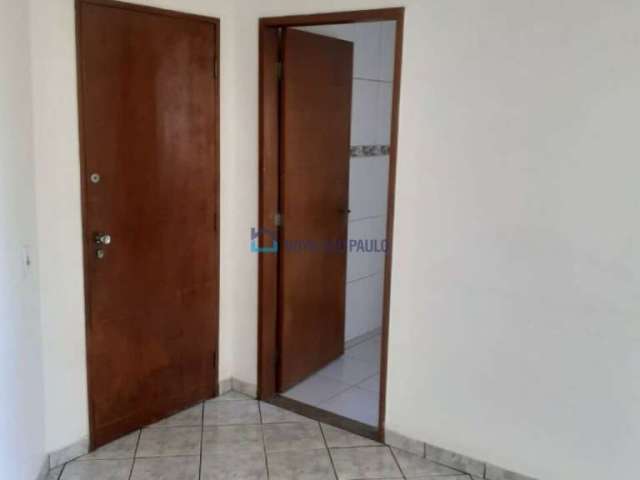 Apartamento 2 dormitorios , 1 vaga ,com lazer completo .Cidade Ademar