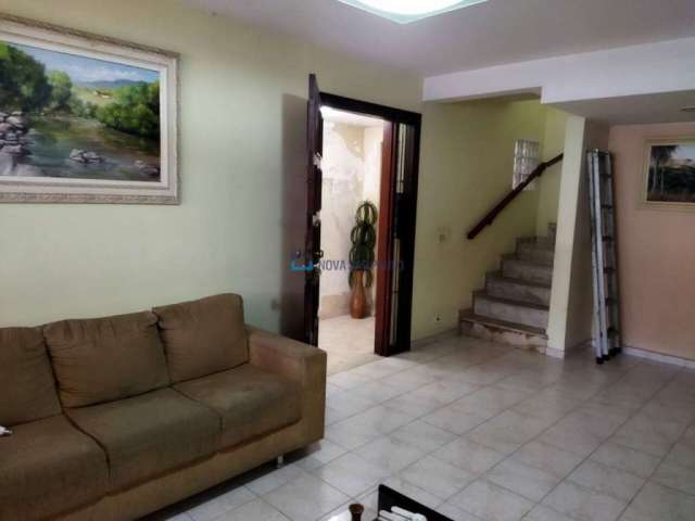 Vende Casa Com 3 Dormitórios - Vila Guarani