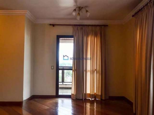 Apartamento a venda Bairro Ipiranga. 4 Dormitórios, 3 vagas, 147m2