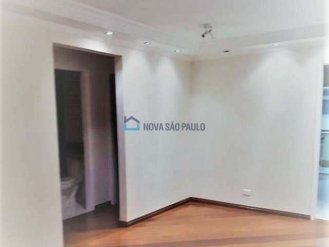 Venda. Apartamento 71m². V. Gumercindo. 2 quartos. 2 vagas