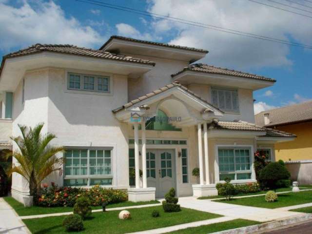 Casa à venda no Cond. Villaggio Capriccio - 3 suítes, 5 vagas