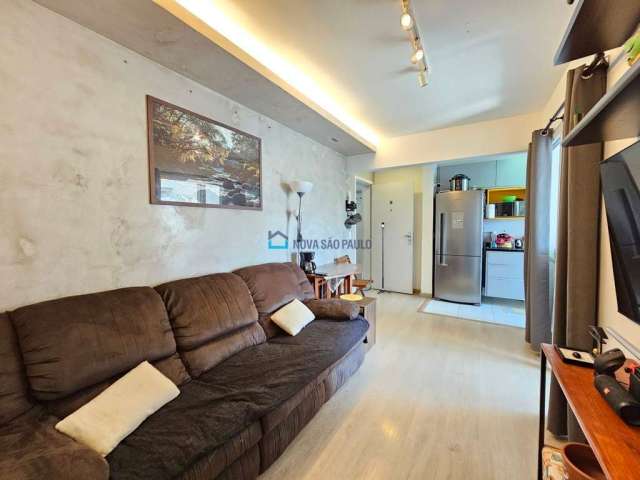 Apartamento 2 Dormitórios com Varanda Gourmet Perto do Metrô à Venda