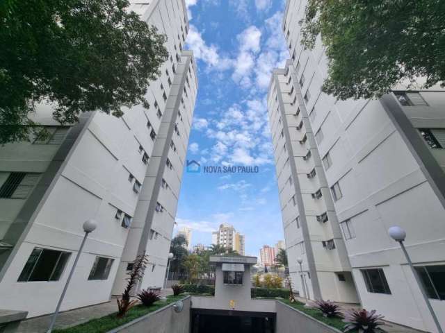 Apartamento, 2Dts, Varanda, Andar alto, Vaga livre +Deposito ! 750m 8 min a pé Metrô Pça. Arvore