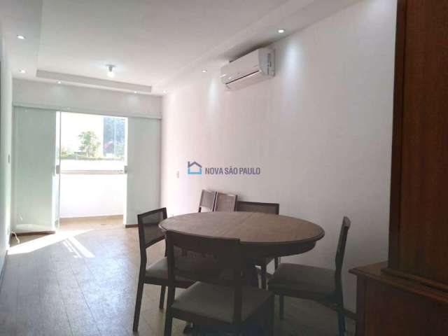 Apartamento a venda Bairro Vila Clementino. Metrô HSP a 600 M. Vago.