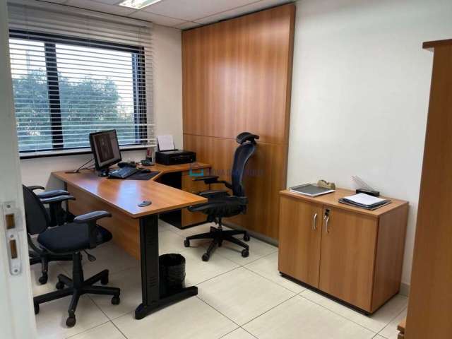 Sala Comercial na Saúde com 01 Vaga !