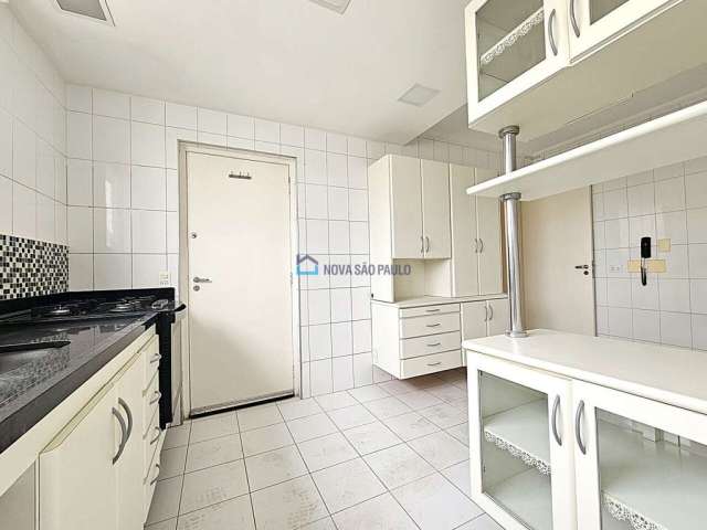 Apartamento 117m²! Moema Pássaros. 3 Dormitórios.1 Suíte. 2 vagas