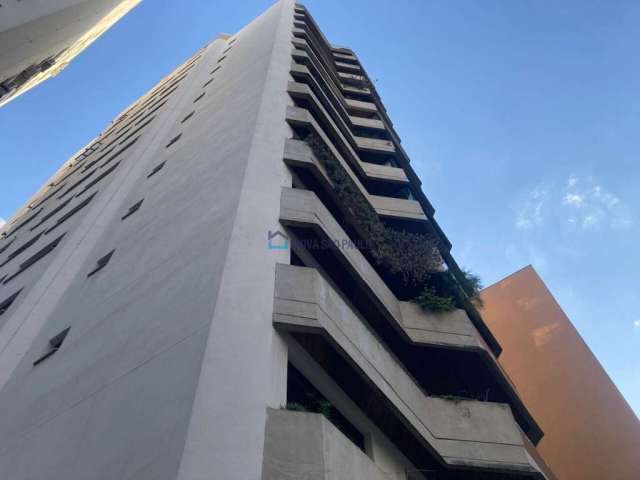 Apartamento 3 dormitorios com 2 suites no bairro jardins