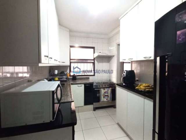 Aceita Pet - Apartamento 3 dormitórios(1 suíte), 2 vagas + depósito. Rua Berto Conde, 295