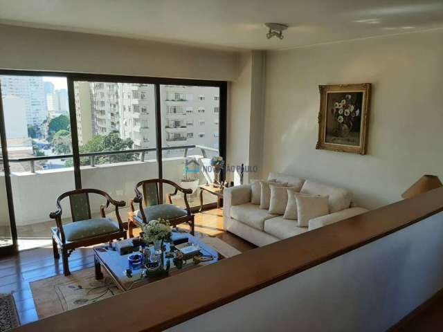 Apartamento 170m² à venda na Aclimação, 3 suítes, 3 vagas