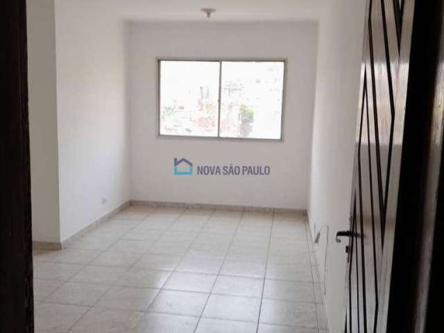 Apartamento vago, frente, próximo CEU, escolas, supermercados, bancos, metrô Jabaquara.